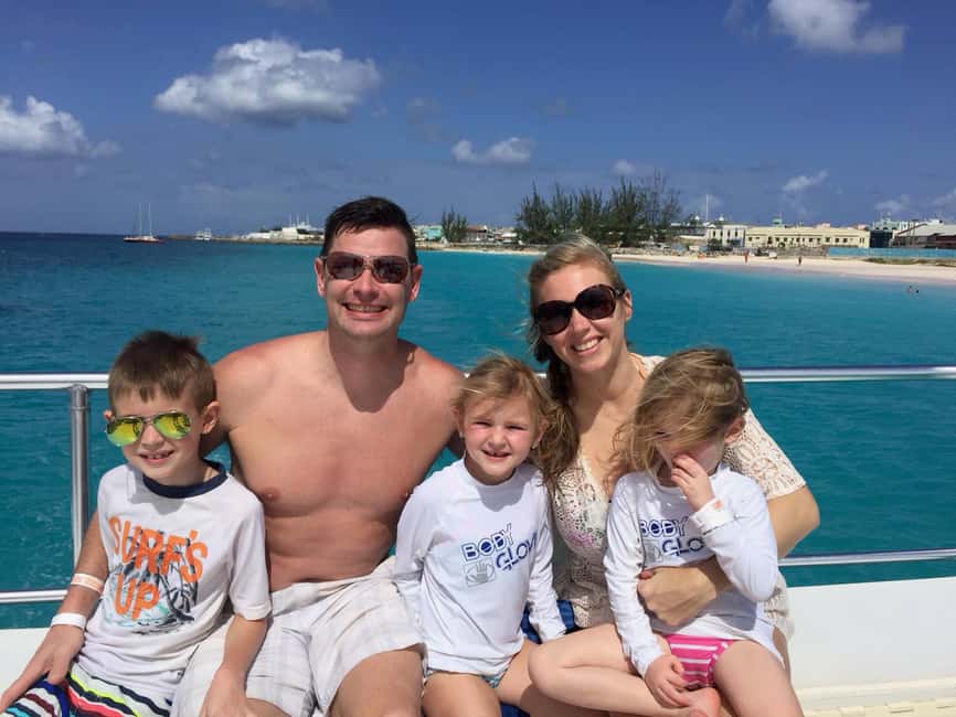 Barbados: Carlisle Bay Beach Day and Turtle Swim Experience - Swimming with turtles in Carlisle Bay