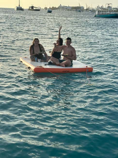 Barbados -Luxury Cruise with Lunch and Open Bar - Bajan lunch served on the water