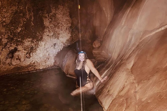Cole's Cave Hike - Who should book Cole’s Cave?