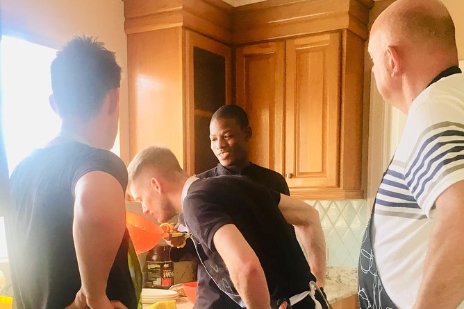 Cook like a Bajan cooking class - From kitchen work to a shared Bajan lunch