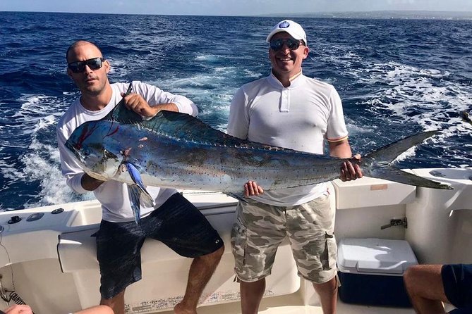 Fishing Trips in Barbados onboard Nauti Dreams Luxury Charters - Fishing for mahi mahi, wahoo, and tuna