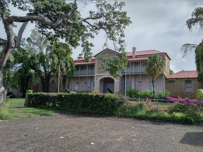 Historic Garrison and its Museum - a Military Story - Starting across from the Garrison Savannah