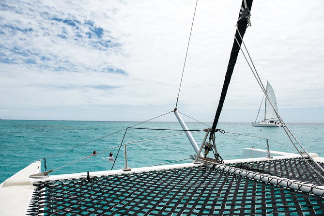 Turtle and Shipwreck adventure on 57 ft catamaran - What the crew adds to the day